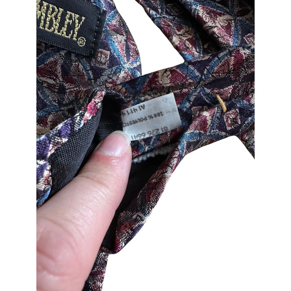 Vintage Wembley Blue Gold and Maroon Polyester Necktie - Picture 5 of 5